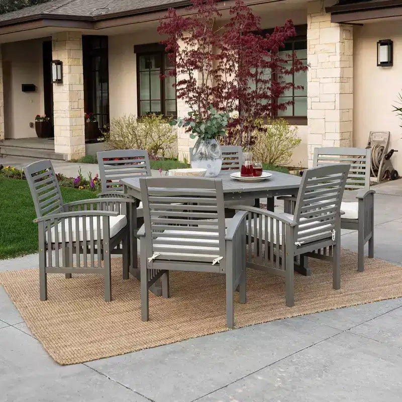 Ensemble de salle à manger d'extérieur 7 pièces en bois d'acacia Ravenscroft avec table extensible délavé gris - Saracina Home