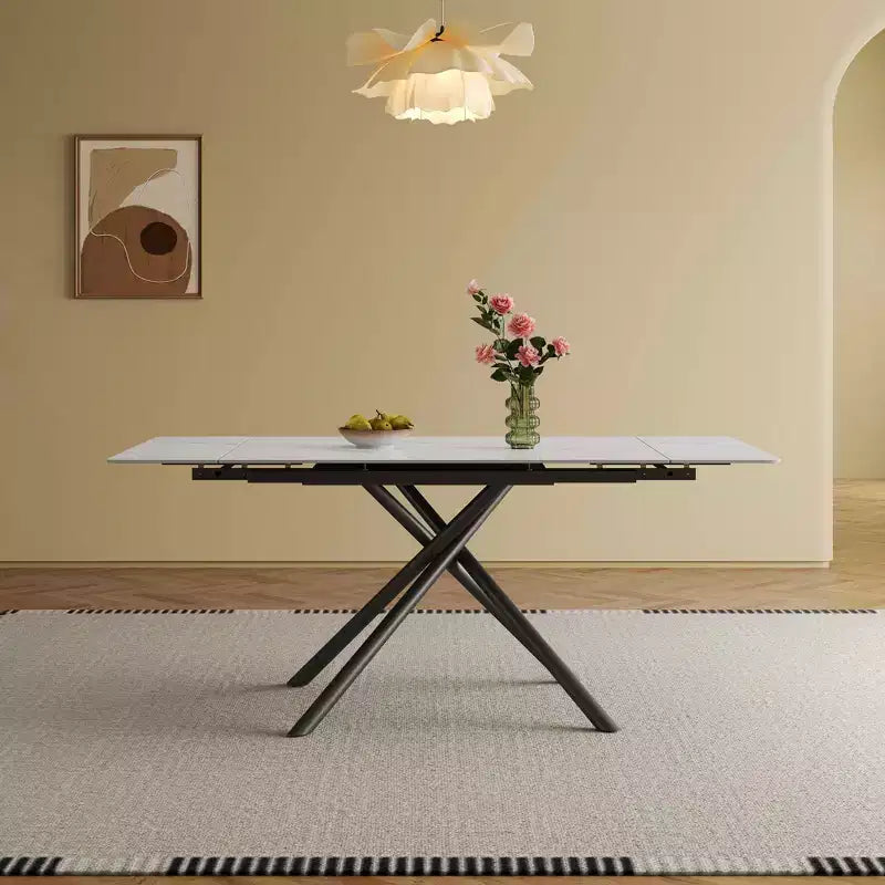 MAYEERTY Table à Manger Escamotable en Pierre Frittée, Pieds en Croix en Acier Carbone Noir Rectangulaires Modernes, Table + 4 Chaises