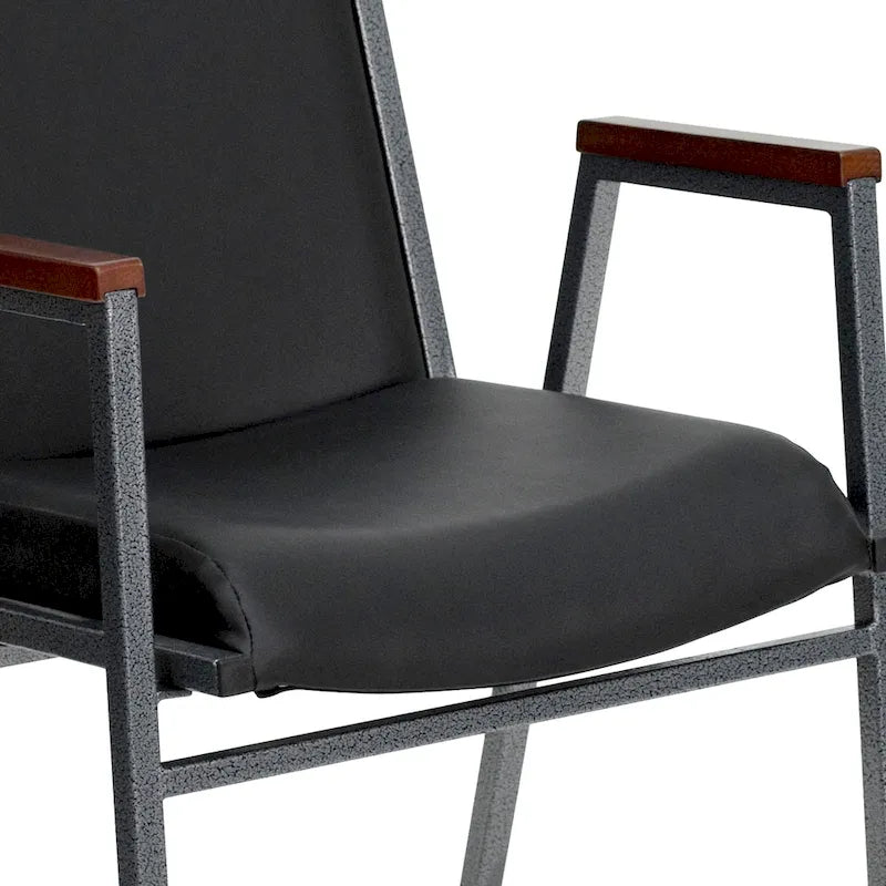 Chaise empilable robuste avec accoudoirs - 21P x 21L x 31H