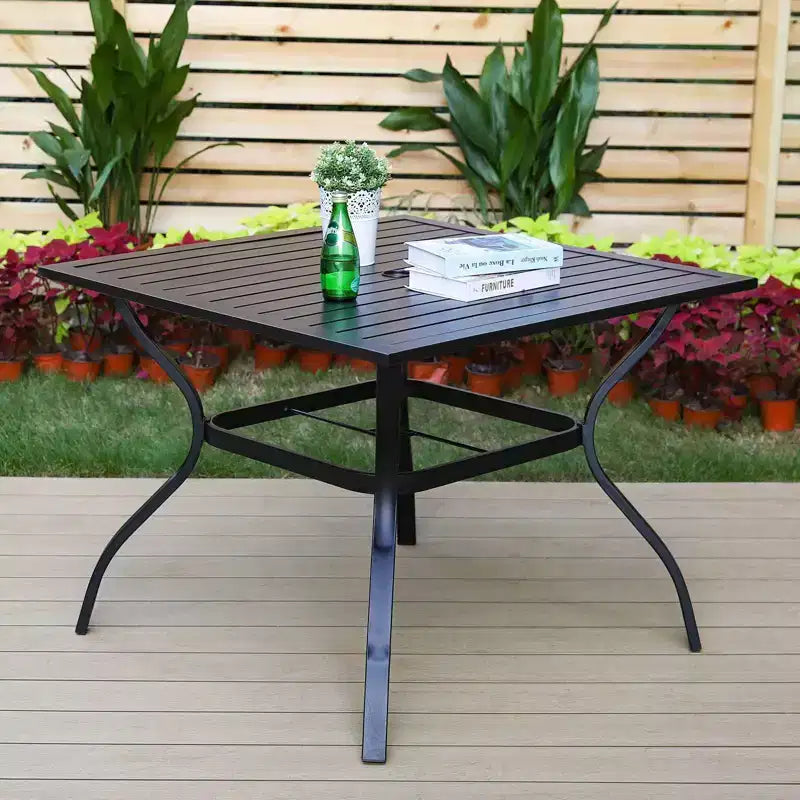Ensemble de salle à manger 5 pièces avec table de 37 po et 4 fauteuils pivotants – Captiva Designs