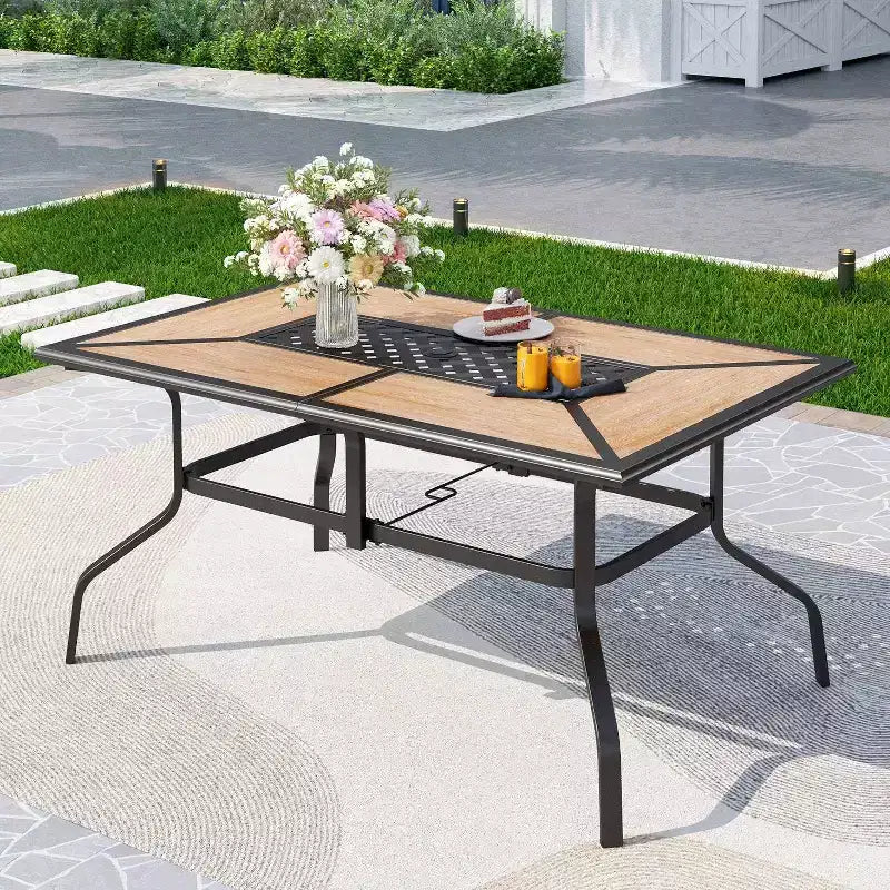 Ensemble de salle à manger d'extérieur 7 pièces avec table rectangulaire avec trou pour parasol et chaises pivotantes - Captiva Designs
