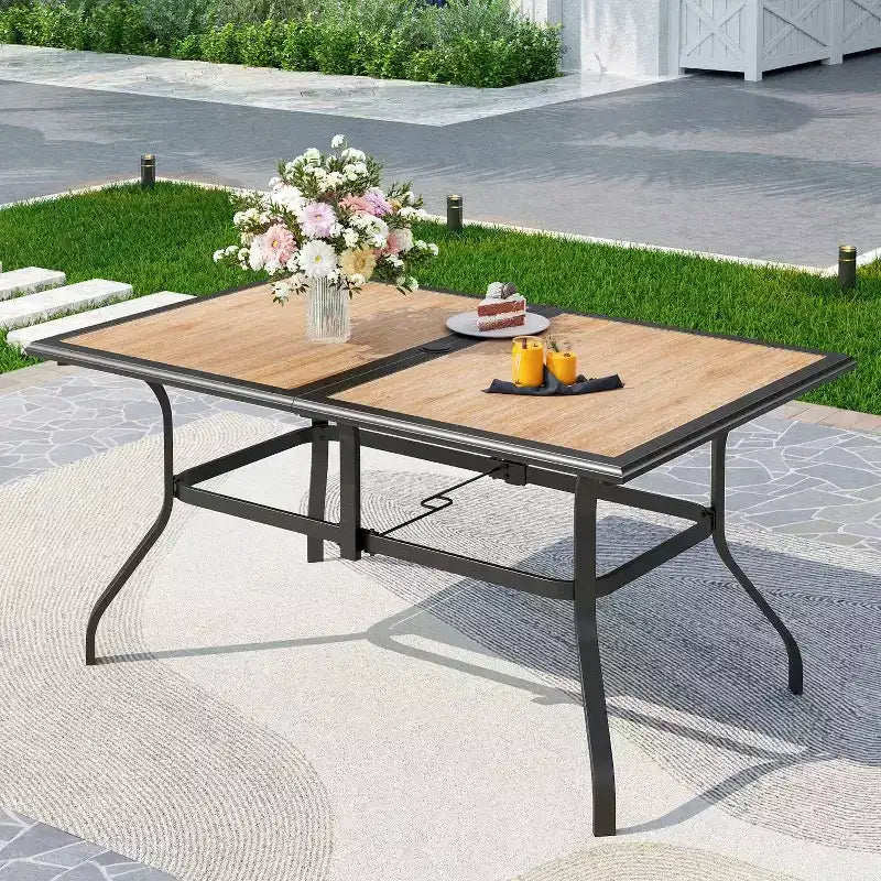 Ensemble de salle à manger 7 pièces pour patio avec table rectangulaire imitation bois avec trou pour parasol et chaises pivotantes - Captiva Designs