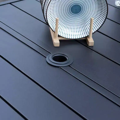 Ensemble de salle à manger d'extérieur 7 pièces Captiva Designs - Table rectangulaire en acier 150x90 cm avec trou pour parasol de 4 cm et 6 chaises avec accoudoirs en acier, Noir