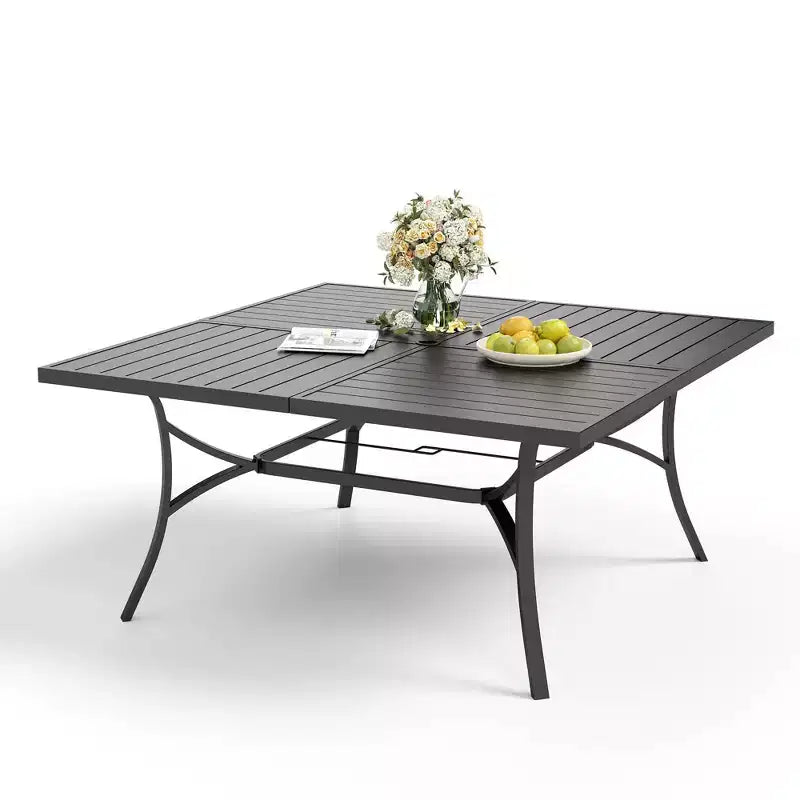 Captiva Designs Table carrée spacieuse à lattes 9 pièces en métal avec trou pour parasol et chaises de salle à manger fixes en toile textile