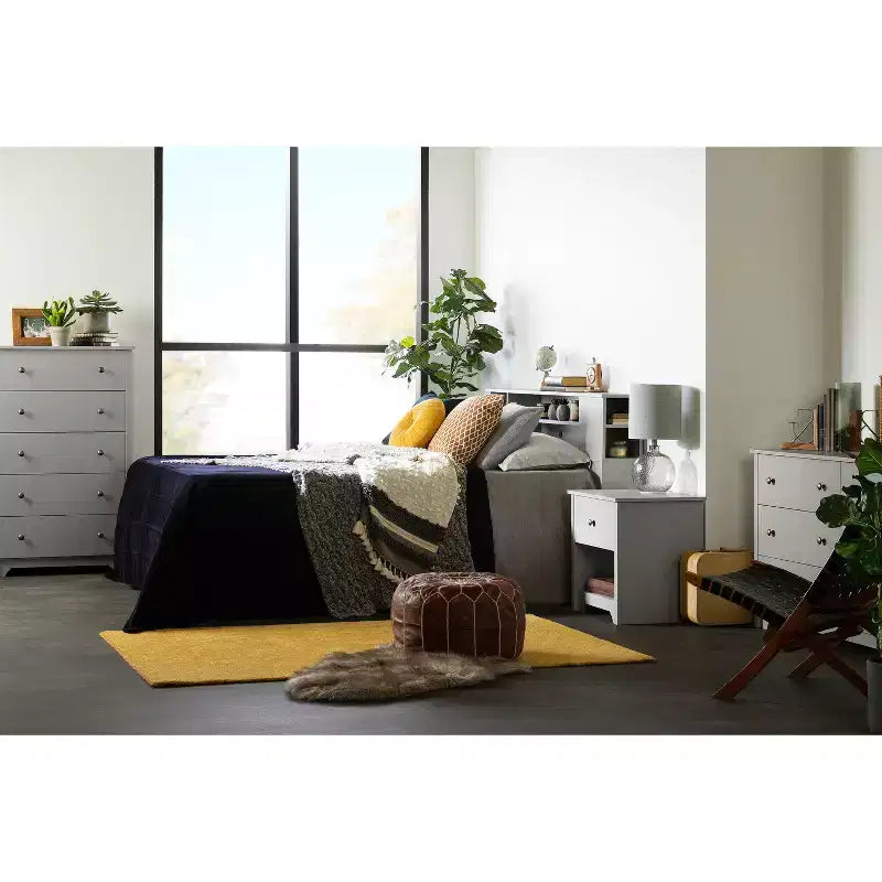 HomeStock 5-Drawer Chest Vito