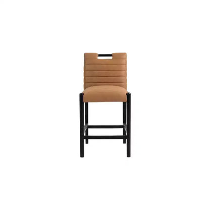 Meridian Furniture, Tabouret de comptoir Aimee en cuir végétalien couleur Cognac