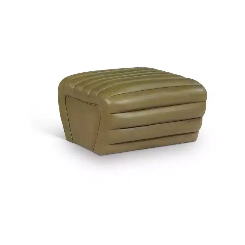 Pouf Meridian Furniture, modèle Vega en similicuir