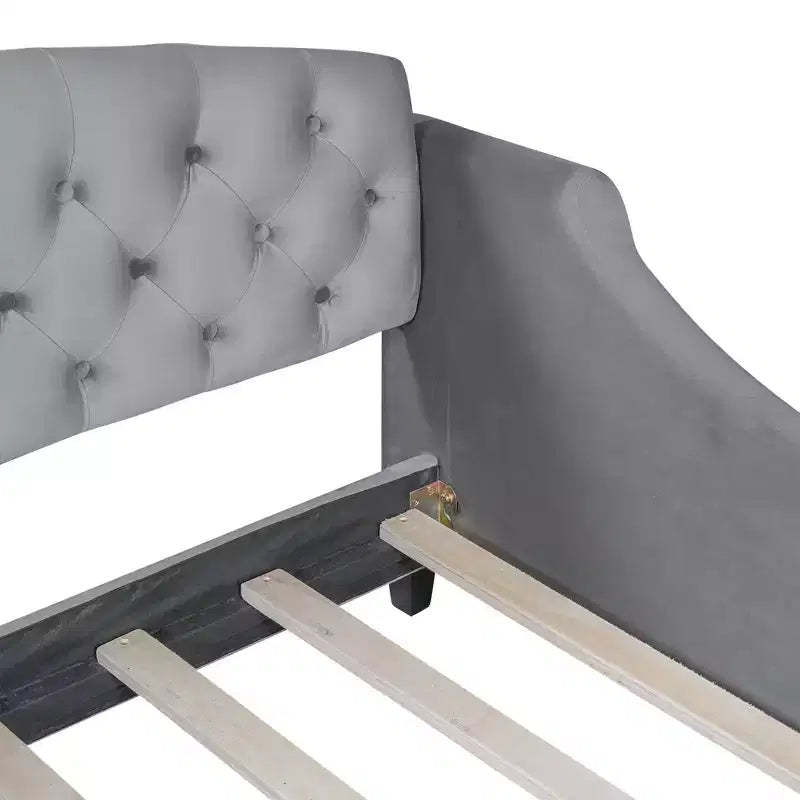 Lit de repos incurvé en velours moderne Merax avec dossier capitonné