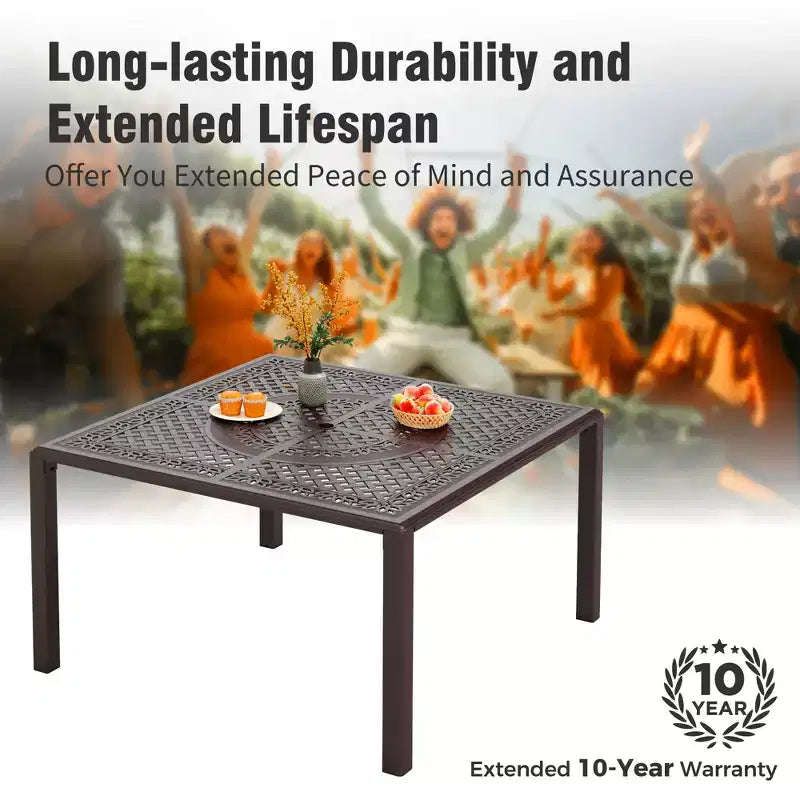 Captiva Designs – Ensemble de salle à manger d'extérieur 9 pièces, table carrée en fonte d'aluminium avec trou pour parasol et chaises en rotin tressé rembourrées