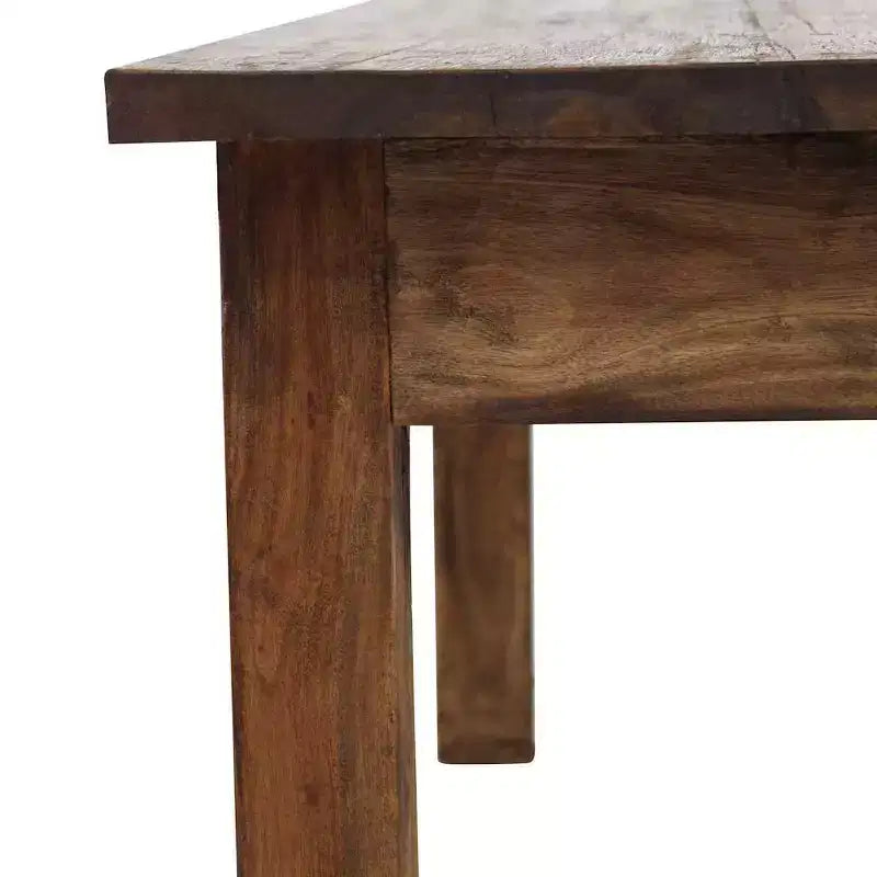 Coffee Table Various shades of brown Solid mahogany wood Medium
