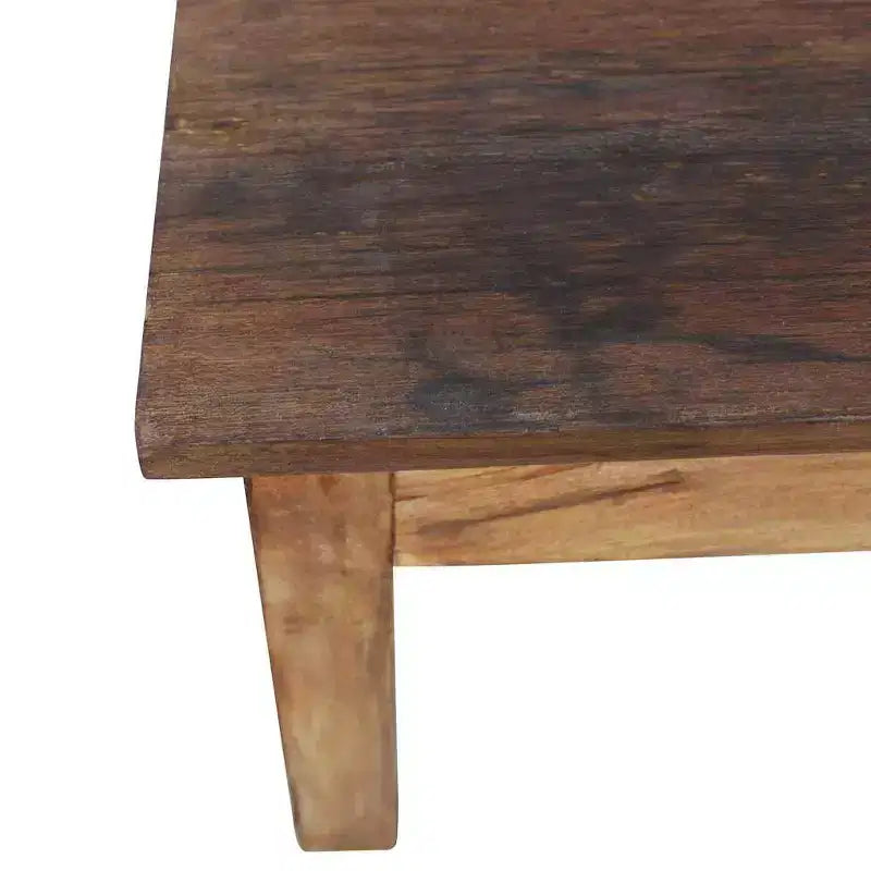 Coffee Table Various shades of brown Solid mahogany wood Medium