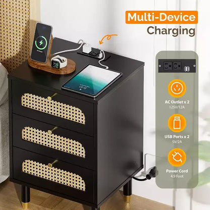Table de chevet noire en rotin VINGLI avec station de recharge