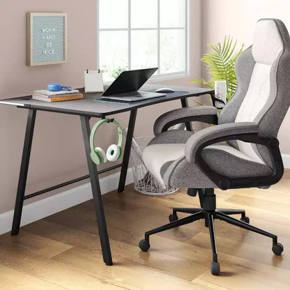 Chaise de jeu pivotante grise – Room Essentials™ : Chaise de bureau d'ordinateur rembourrée, réglable, accoudoirs fixes