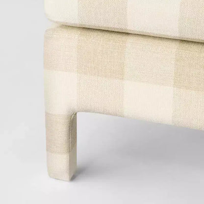 Bellfield pouf entièrement rembourré – Threshold conçu avec Studio McGee