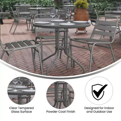 Table Emma et Oliver 80 cm en Verre Rond avec 4 Chaises Empilables à Lattes en Aluminium