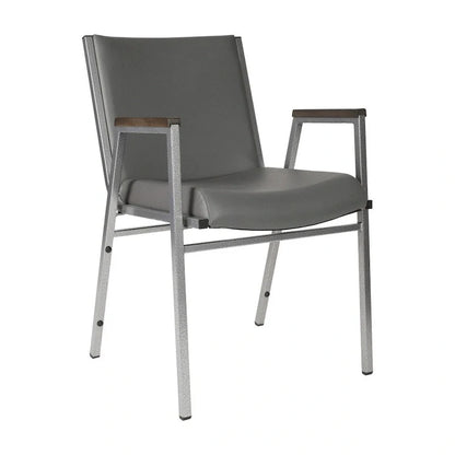 Chaise empilable robuste avec accoudoirs - 21P x 21L x 31H