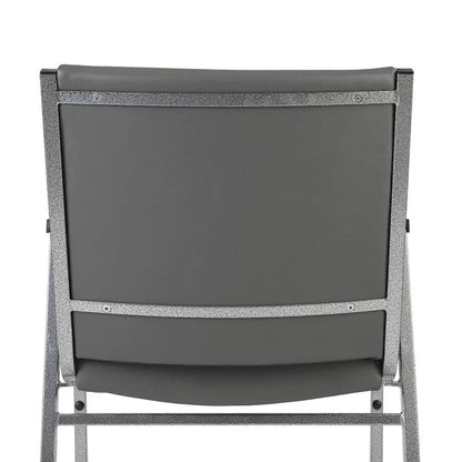 Chaise empilable robuste avec accoudoirs - 21P x 21L x 31H